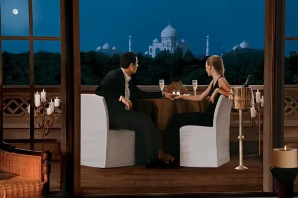 Taj View Romantic Dinner in Agra